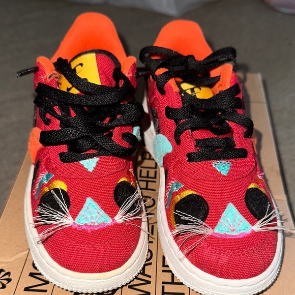 Nike Kids Vibrant Red and Orange Sneakers - Picture 3 of 5